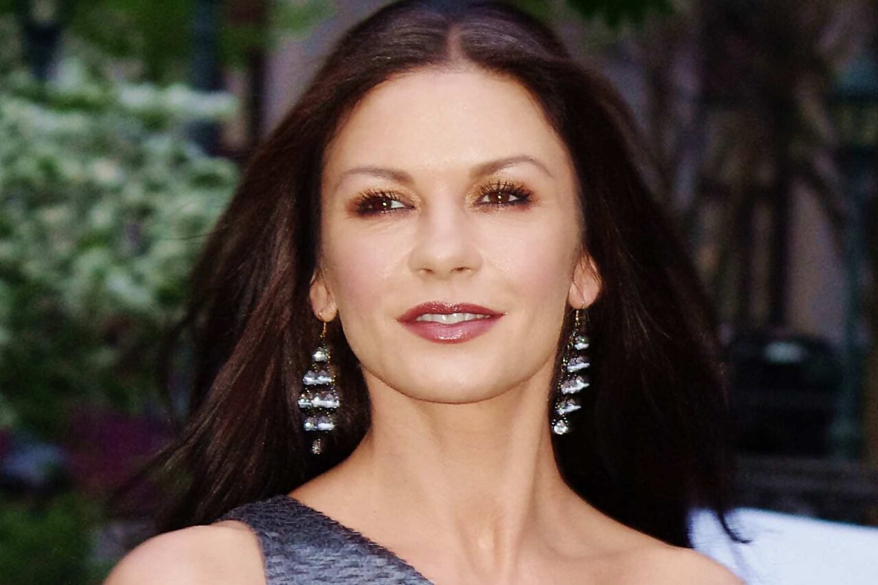 Catherine Zeta-Jones jako nájemná vražedkyně Kill Jackie