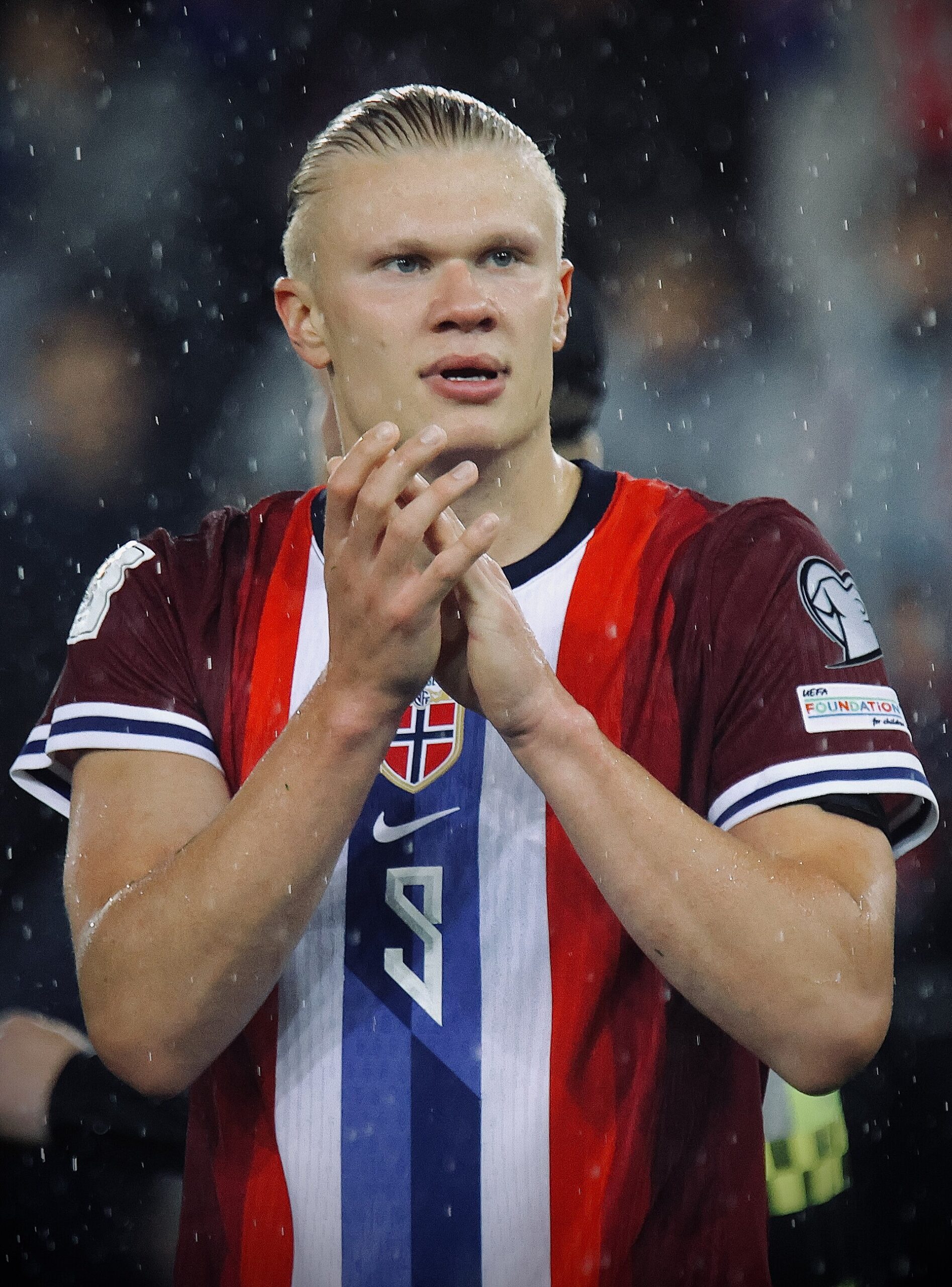 Erling Haaland překvapil, ostříhal svůj pověstný culík