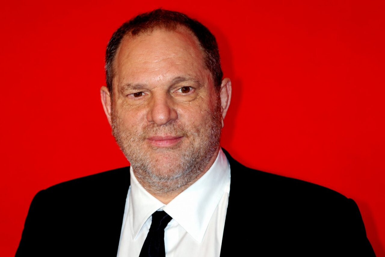 Weinstein dostal 15 let. Soud mu zasadil další tvrdou ránu