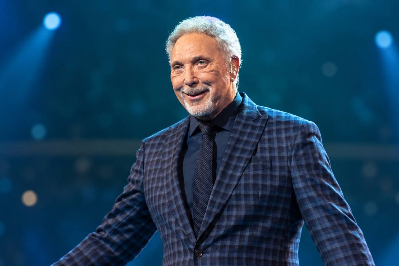 Tom Jones končí v The Voice. Tvrdí, že dostal padáka