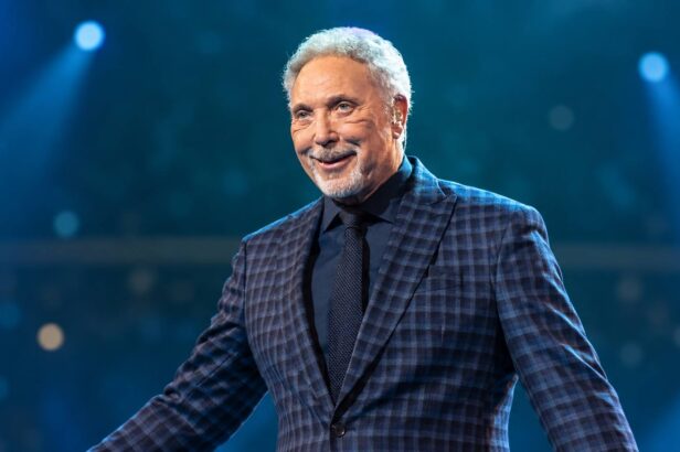 Tom Jones končí v The Voice. Tvrdí, že dostal padáka