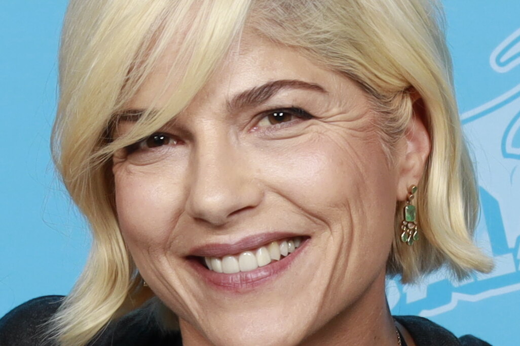 Selma Blair obviněna z napadení. Tým mluví o krizi