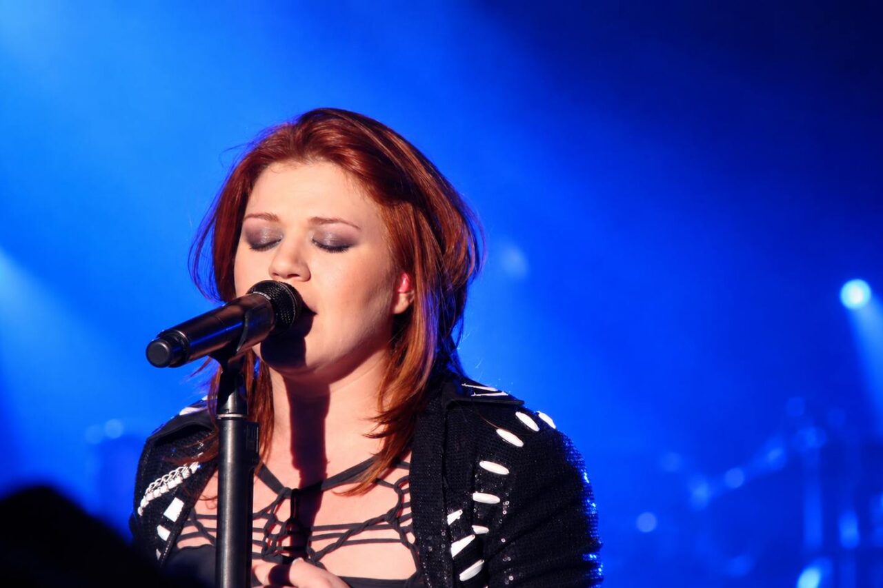 Kelly Clarkson obvinila obchod. Video spor nerozhodlo