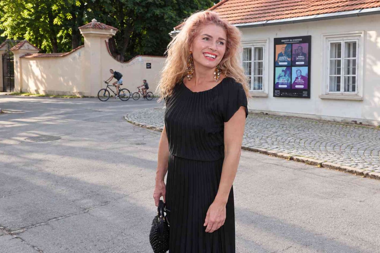 Menzelová obvinila Tsoukernika. Ten vytáhl právníky