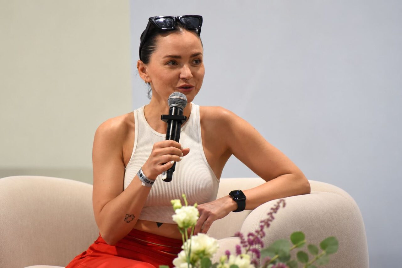 Třeštíková tvrdě narazila: Ego, boj o jméno a stopka pro knihu