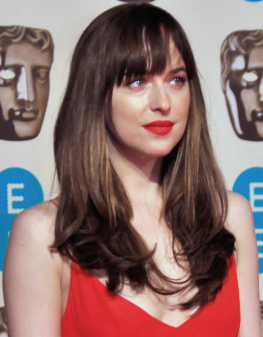 Fotografie 9 k článku Dakota Johnson po boku MGK: Noční tah New Yorkem rozjel spekulace