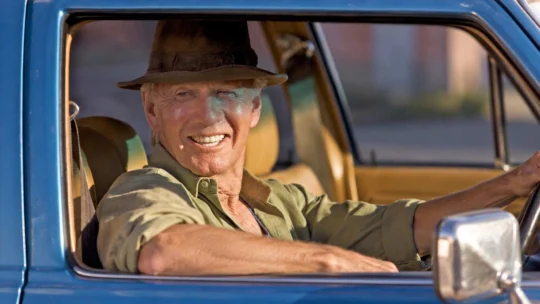 Fotografie 2 k článku Paul Hogan slaví 87. Krokodýl Dundee žije v ústraní